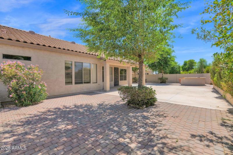 38-web-or-mls-P1235318