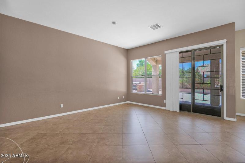 9-web-or-mls-P1235272