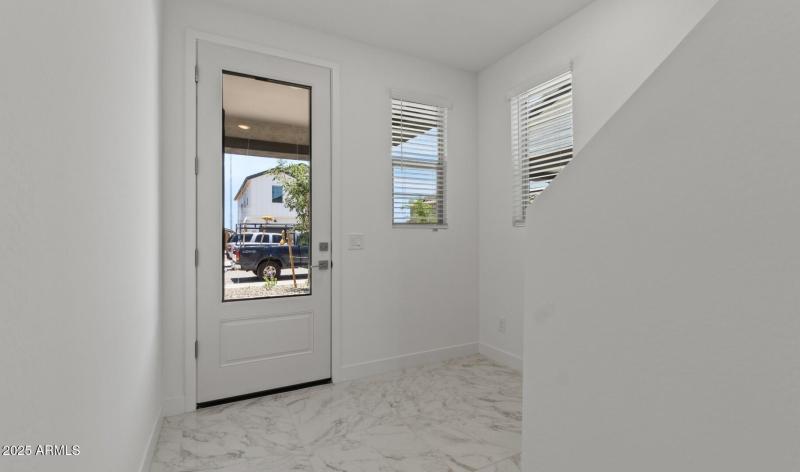 Manor Lot #48 Foyer (Large)