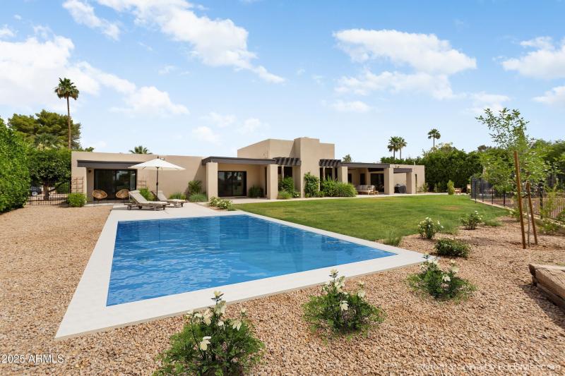 17424524193_Poolcopy2