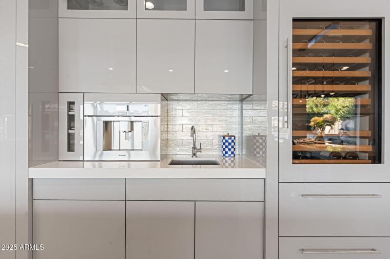 Coffee machine, wine fridge and drawer r