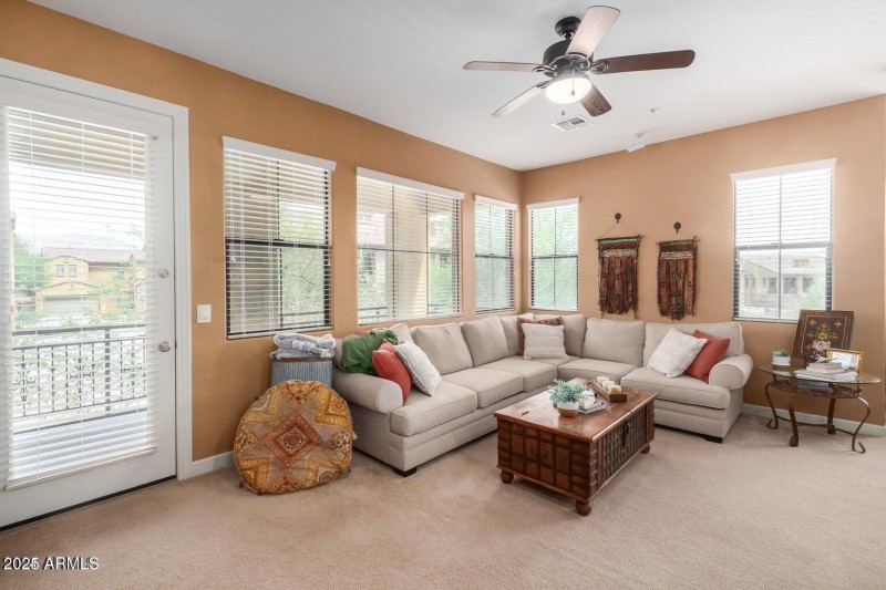 20240813220703884049000000-o