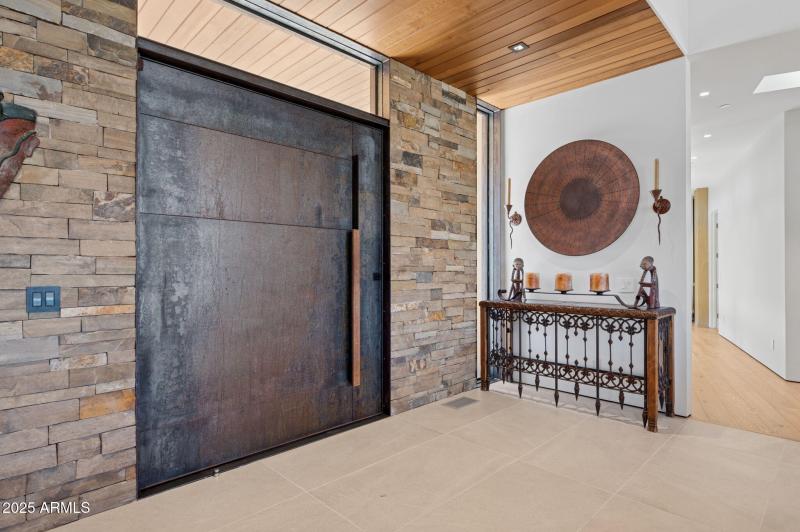 5-web-or-mls-24-jefferson-ct