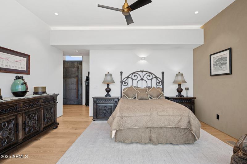 43-web-or-mls-24-jefferson-ct