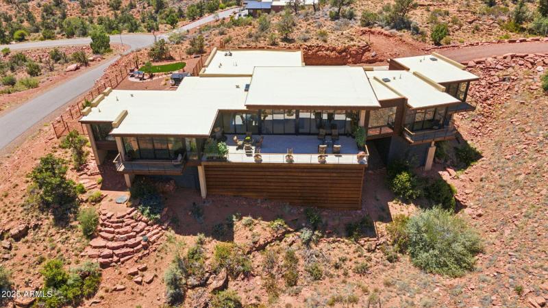 79-web-or-mls-24-jefferson-ct