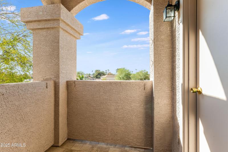 9151 W Greenway Unit 252-19