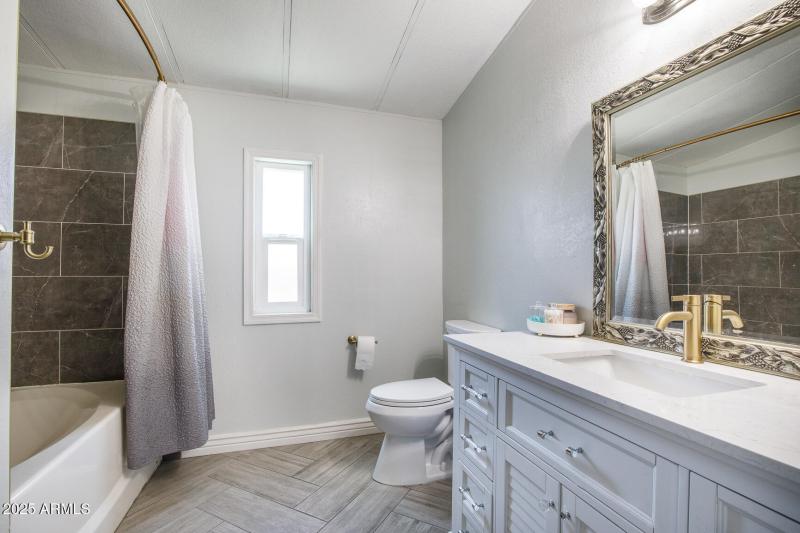 10951 N 91st Ave Space 184-15