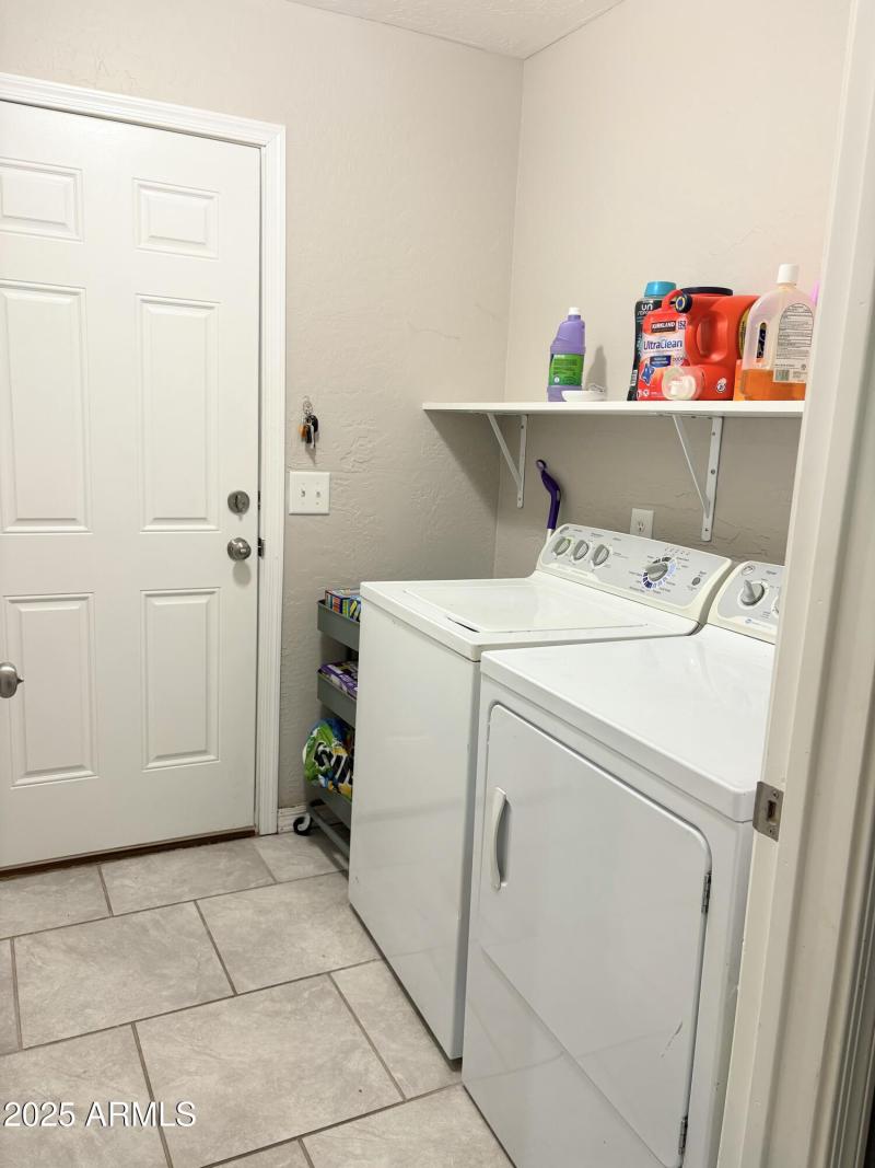 79731358-8409-4F0B-A51E-BBD9D0760B22_1_2