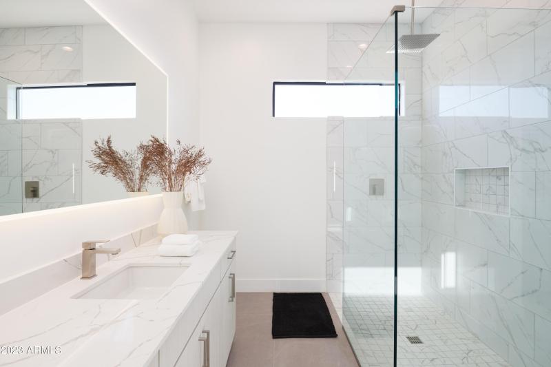 PROPERTYIMAGECO_13625N88thPl_WEB_23