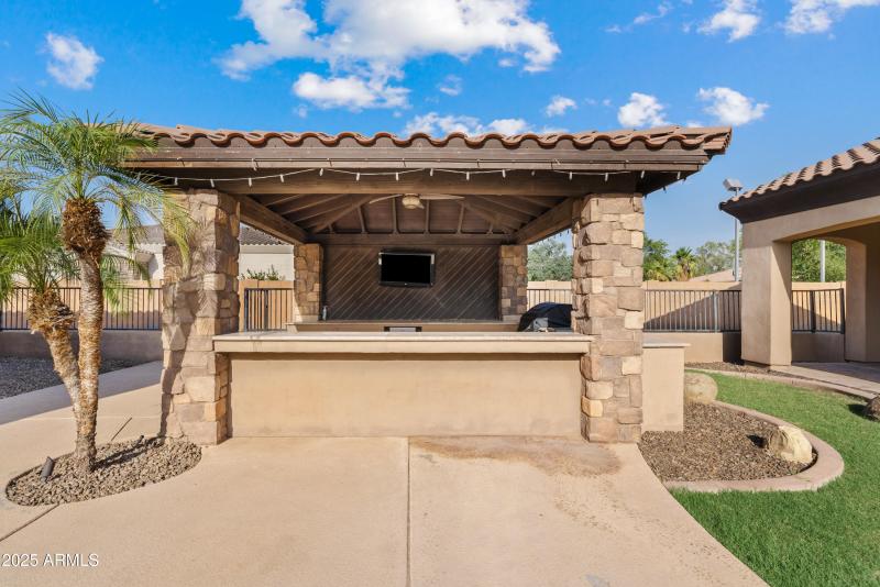 Outdoor ramada bar and grill area