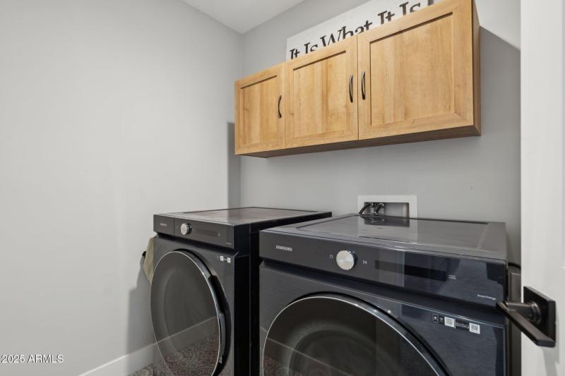 30-web-or-mls-2604-n-27th-st-1