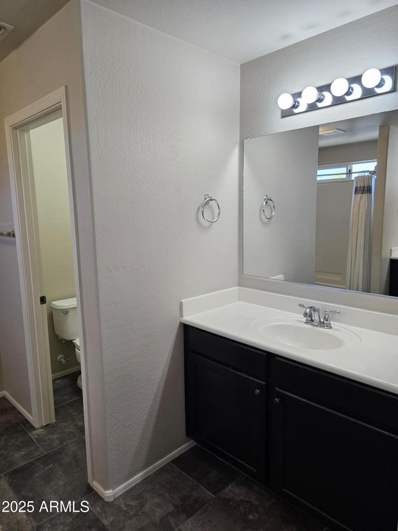 Tyson Primary Bath 3