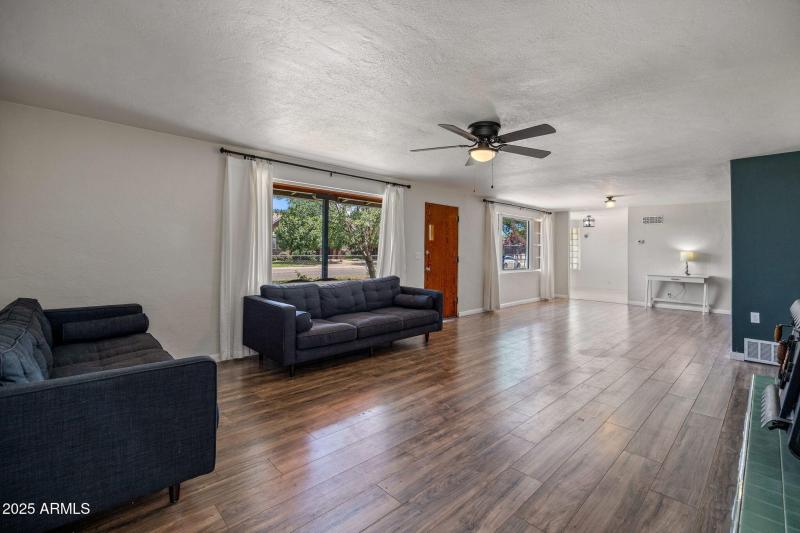 126ECatlleLn-Taylor-AZ-11