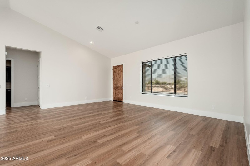 12407 N 189th Ave, 07-01 - 08