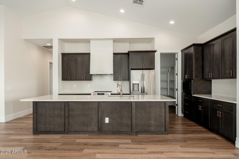 12407 N 189th Ave, 07-01 - 11