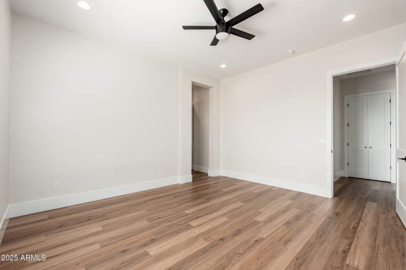 12407 N 189th Ave, 07-01 - 18