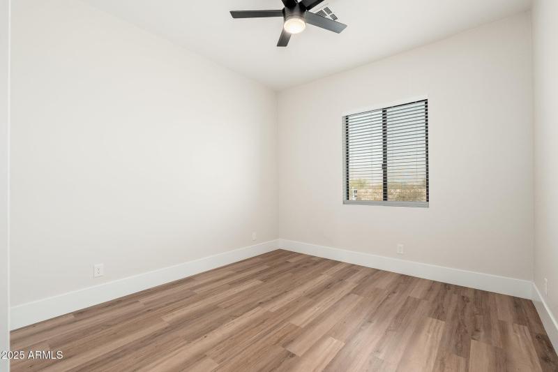 12407 N 189th Ave, 07-01 - 22