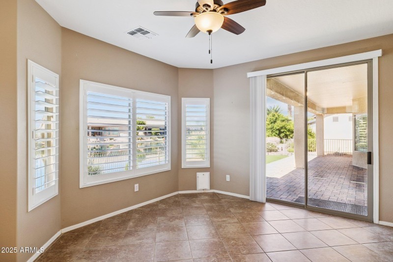 13-web-or-mls-42575-abbey-rd