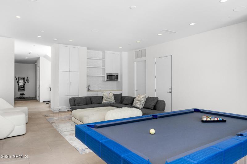 38-family room and game room