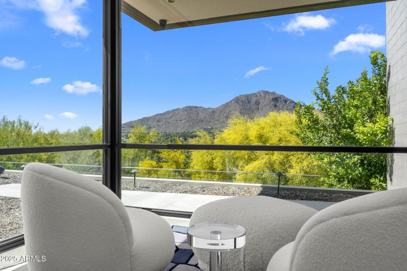 61-guest bedroom3 with mountain views
