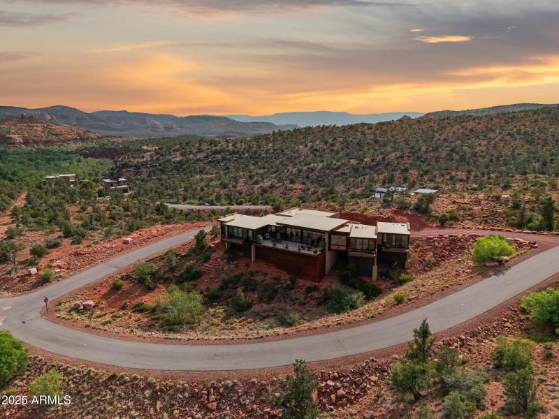 108-web-or-mls-24-jefferson-ct