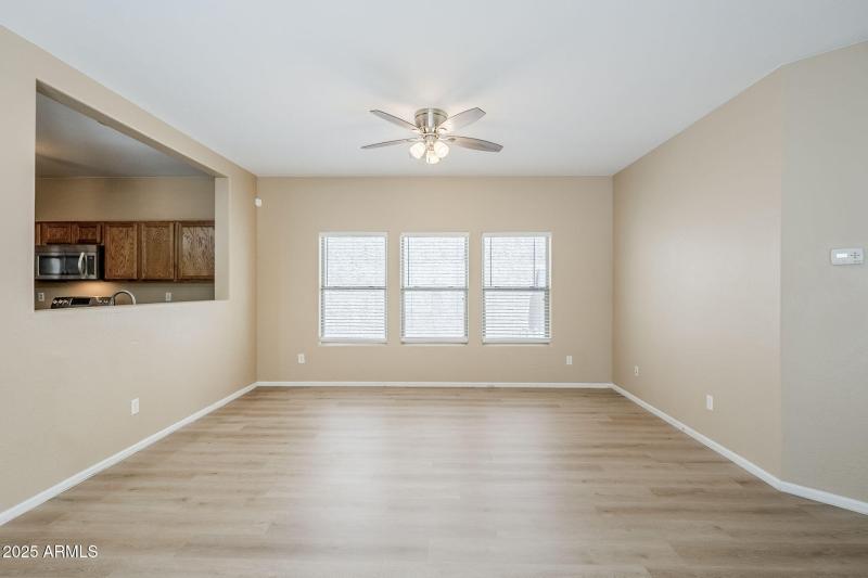 10-web-or-mls-Elm-10