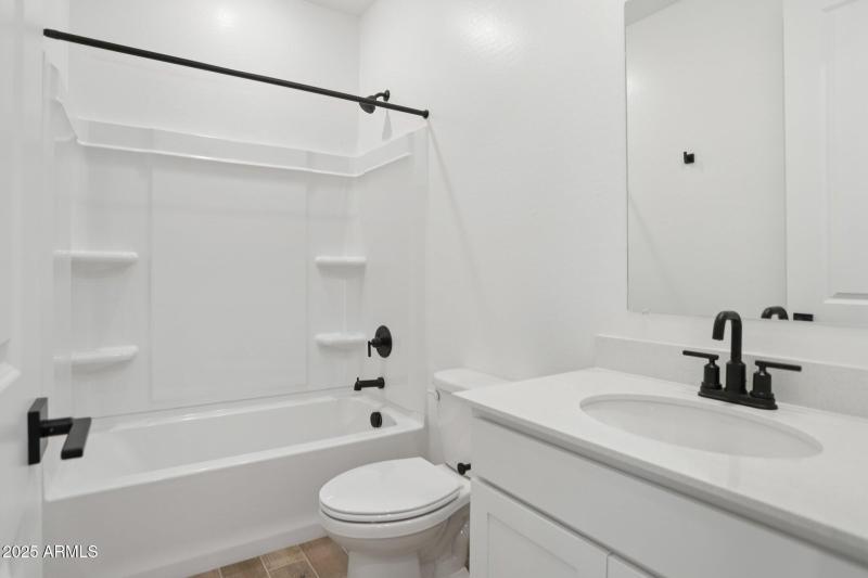 18-web-or-mls-La Senda Dr W-S0307-018