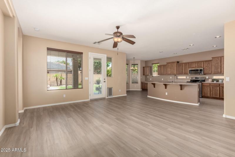 13- 1452 E Saragosa St, Chandler 85225