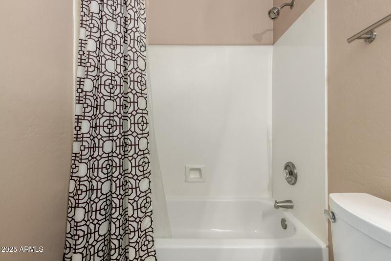 38- 1452 E Saragosa St, Chandler 85225