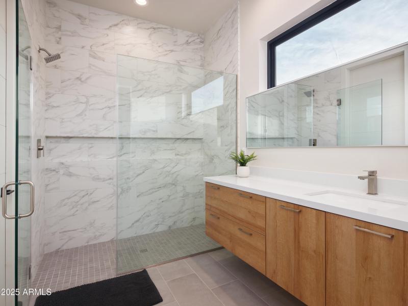 PropertyImageCo_13697N88thPl_WEB_26