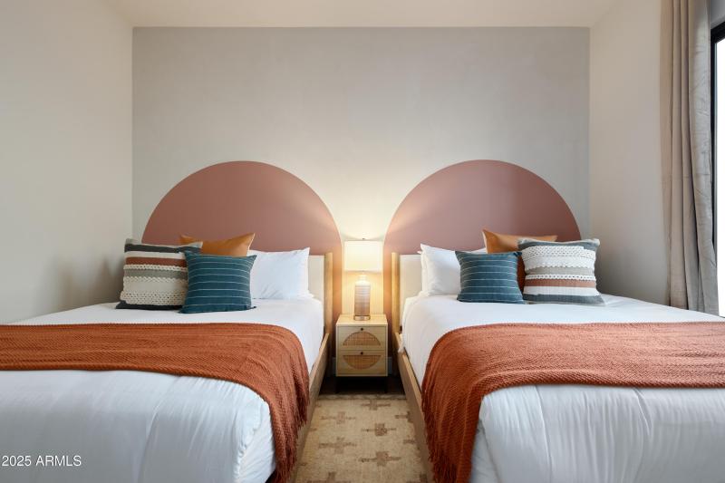 PropertyImageCo_13697N88thPl_WEB_28