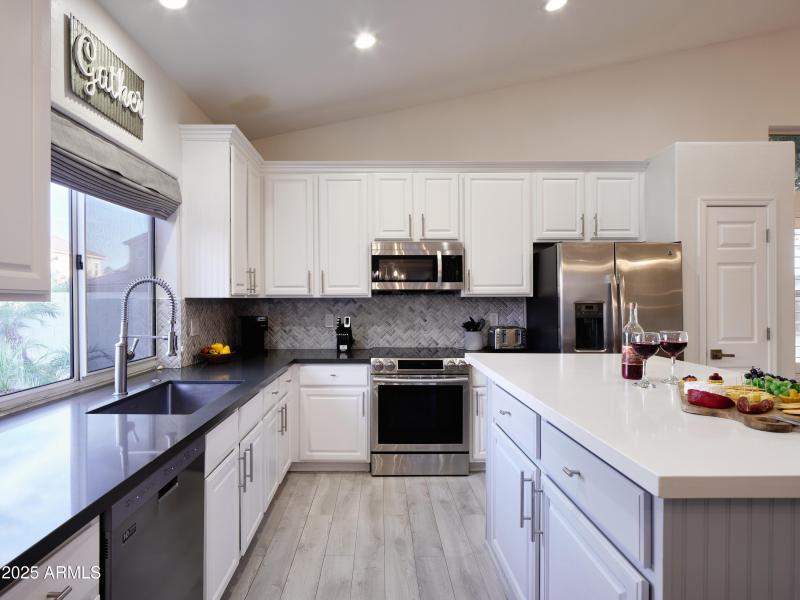 PropertyImageCo_17237N52ndSt_WEB_26