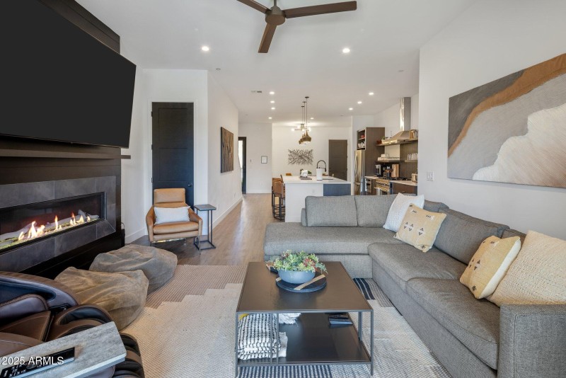 30-web-or-mls-D46A7326