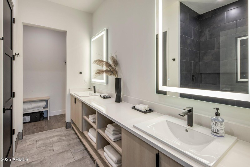 56-web-or-mls-D46A7691