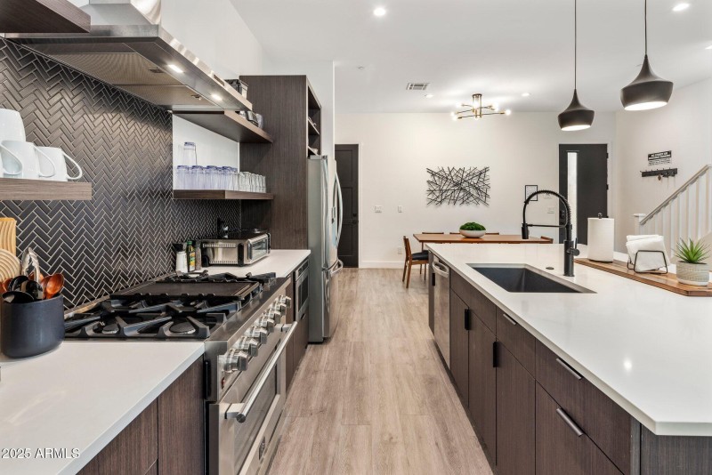 75-web-or-mls-D46A7483