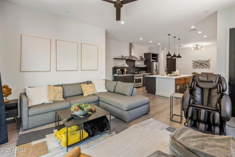 77-web-or-mls-D46A7492