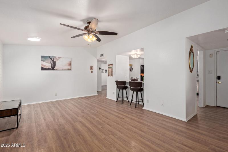 Bar Area Eating Area