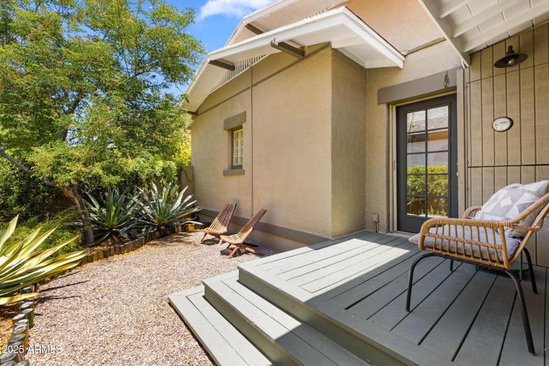 Primary Bedroom Courtyard