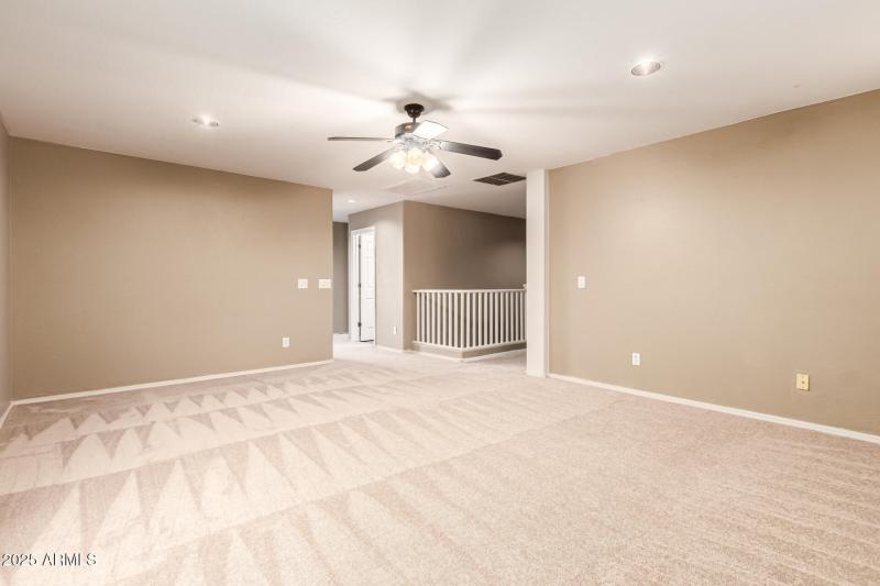 24 - Desert Horizons