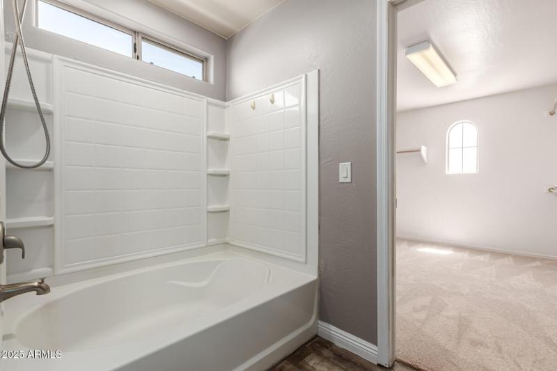 29 - Desert Horizons