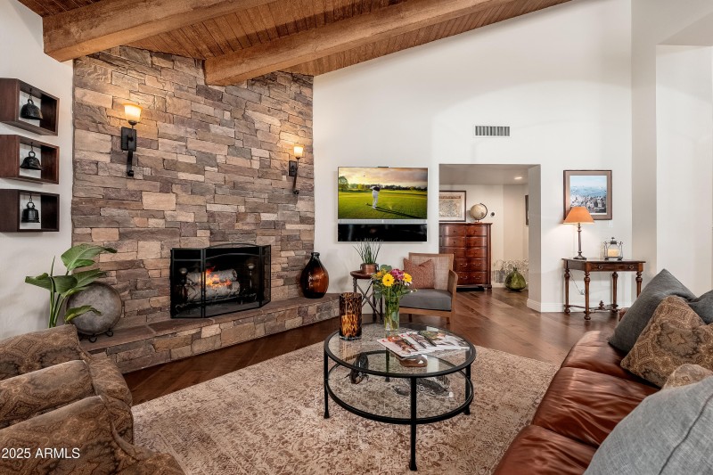 7513 E Buena Terra Way - 12