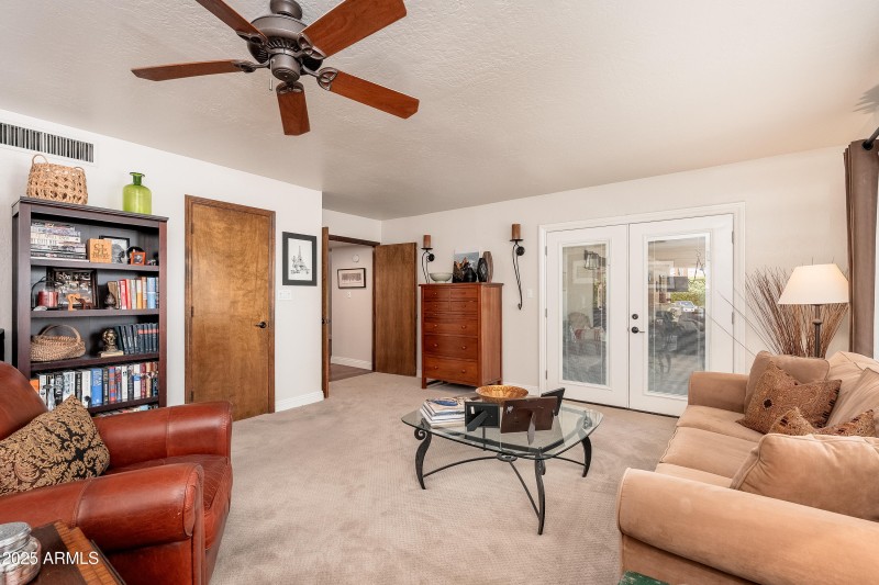 7513 E Buena Terra Way - 31