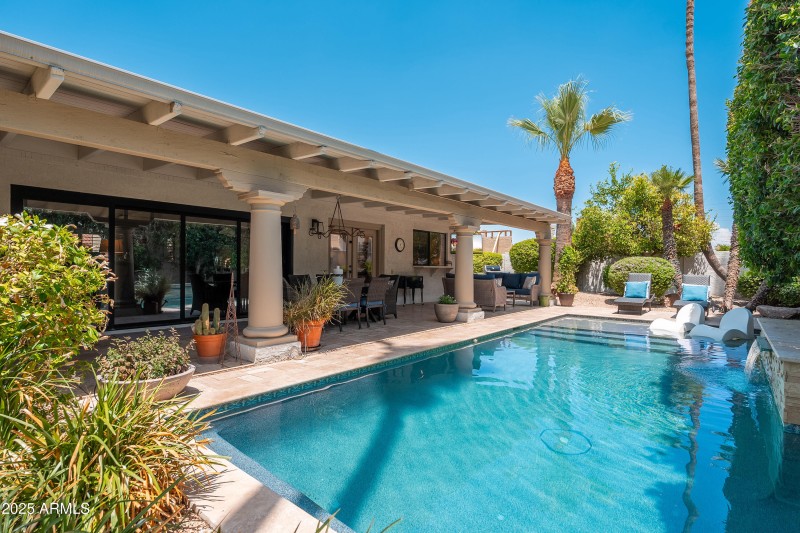 7513 E Buena Terra Way - 55