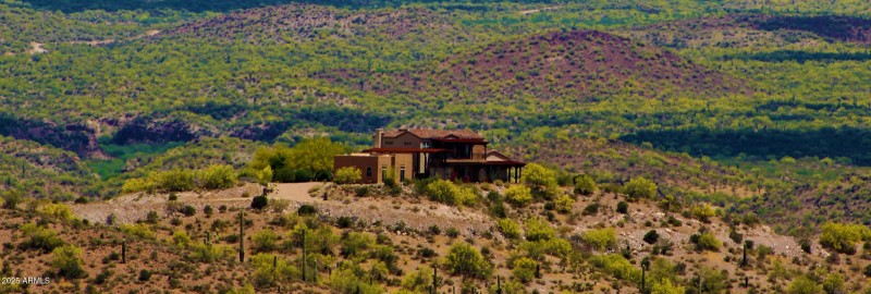 Beautiful home in the desert