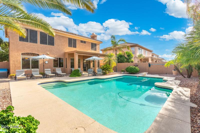 Imagine living in paradise