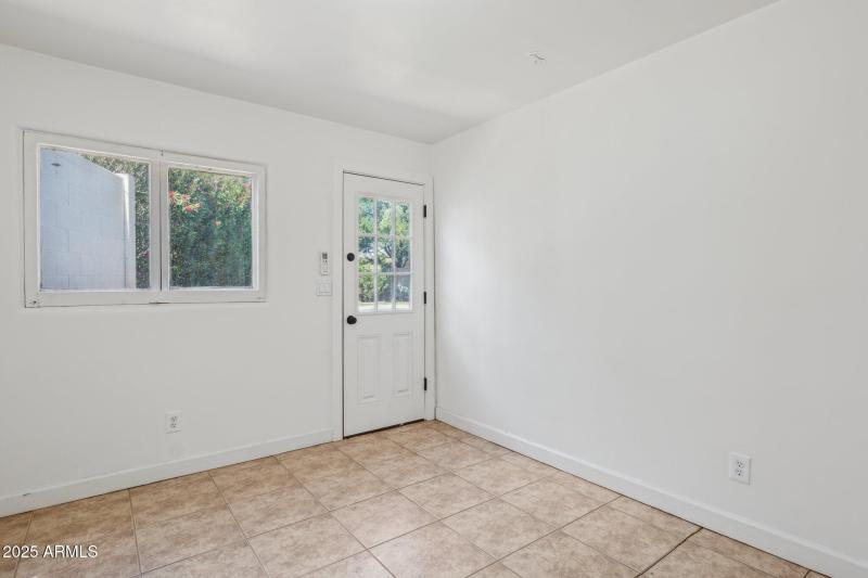 1614 Palmcroft Way SE - Guest Quarters (