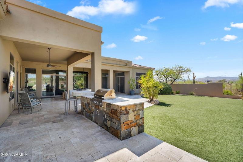 Mountain views from EVERY angle!