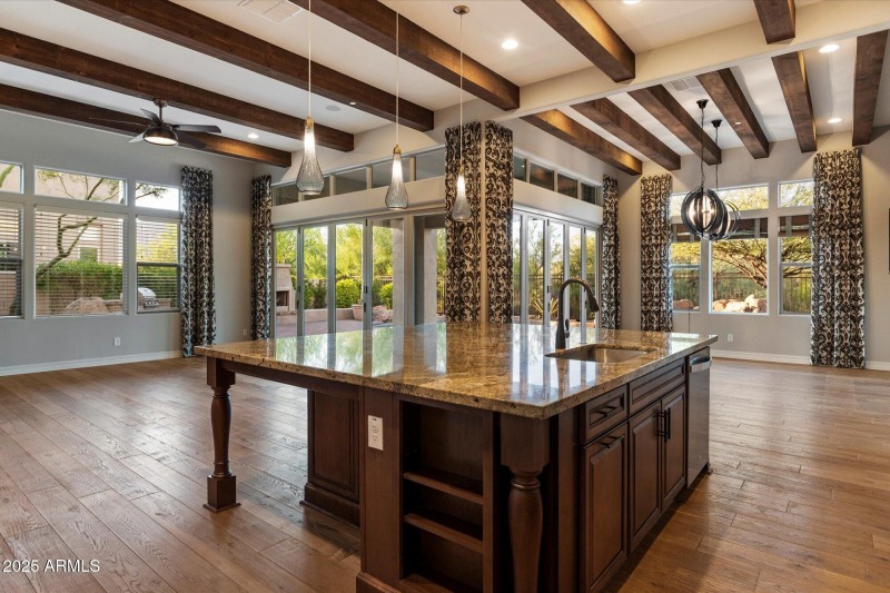 Great Room/Kitchen Island