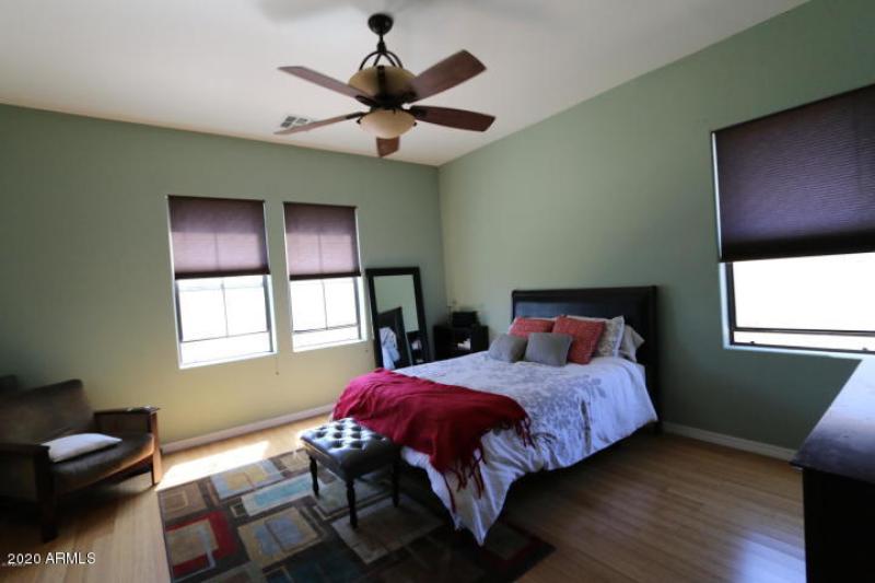 20160403150555384012000000-o