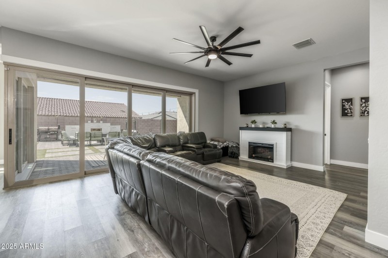 12-web-or-mls-10709 E Thornton Ave, Mesa